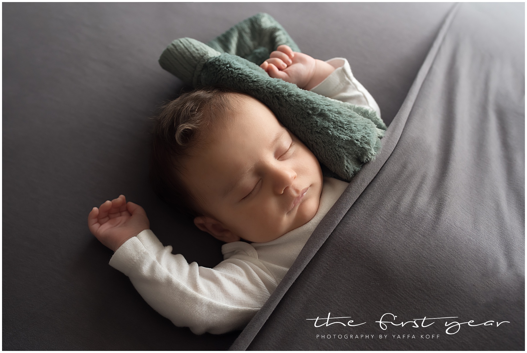 Silver Spring, Maryland Baby Photographer Collaboration with Saranoni Luxury Blankets