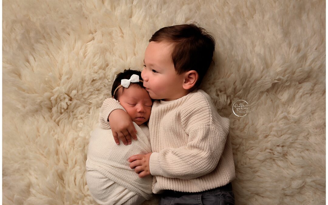 4 Reasons To Include Siblings In A Newborn Session | Silver Spring Newborn Photographer